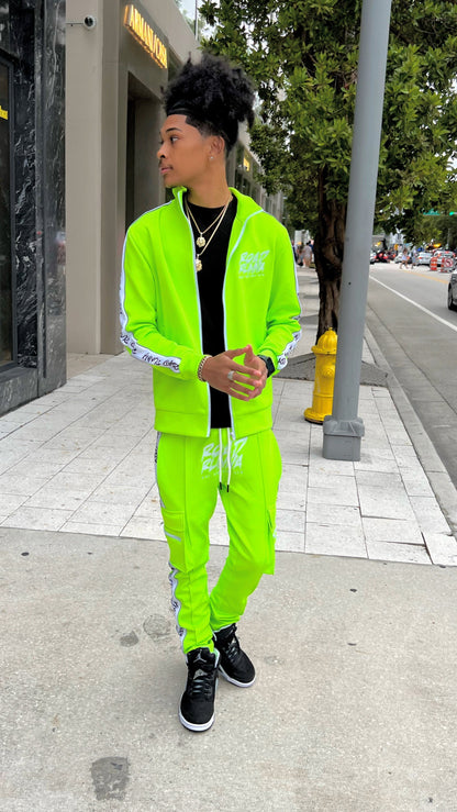 3M Alpha V2 Set (Green/White) Tracksuit - ShopRoadRunna